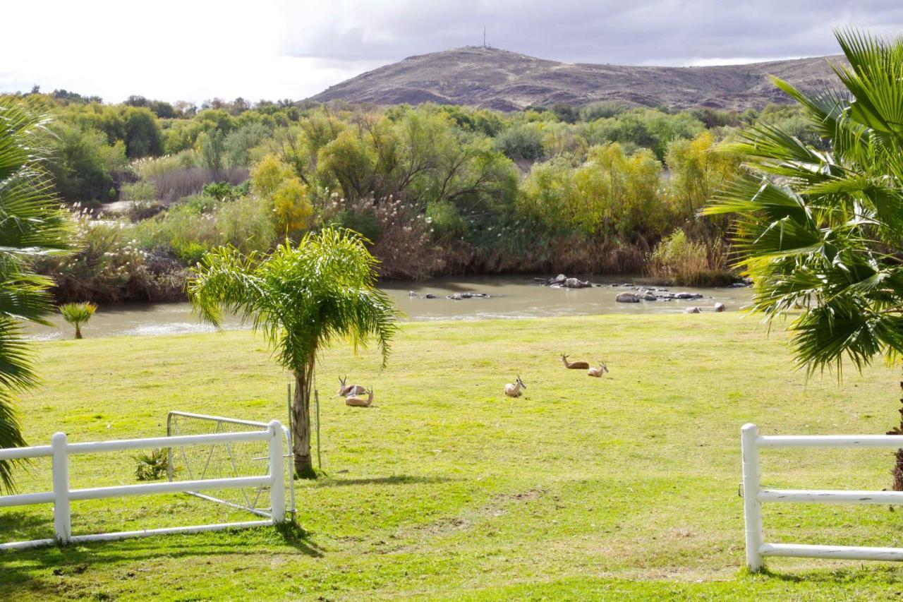 Ikaia River Lodge Keimoes Екстер'єр фото
